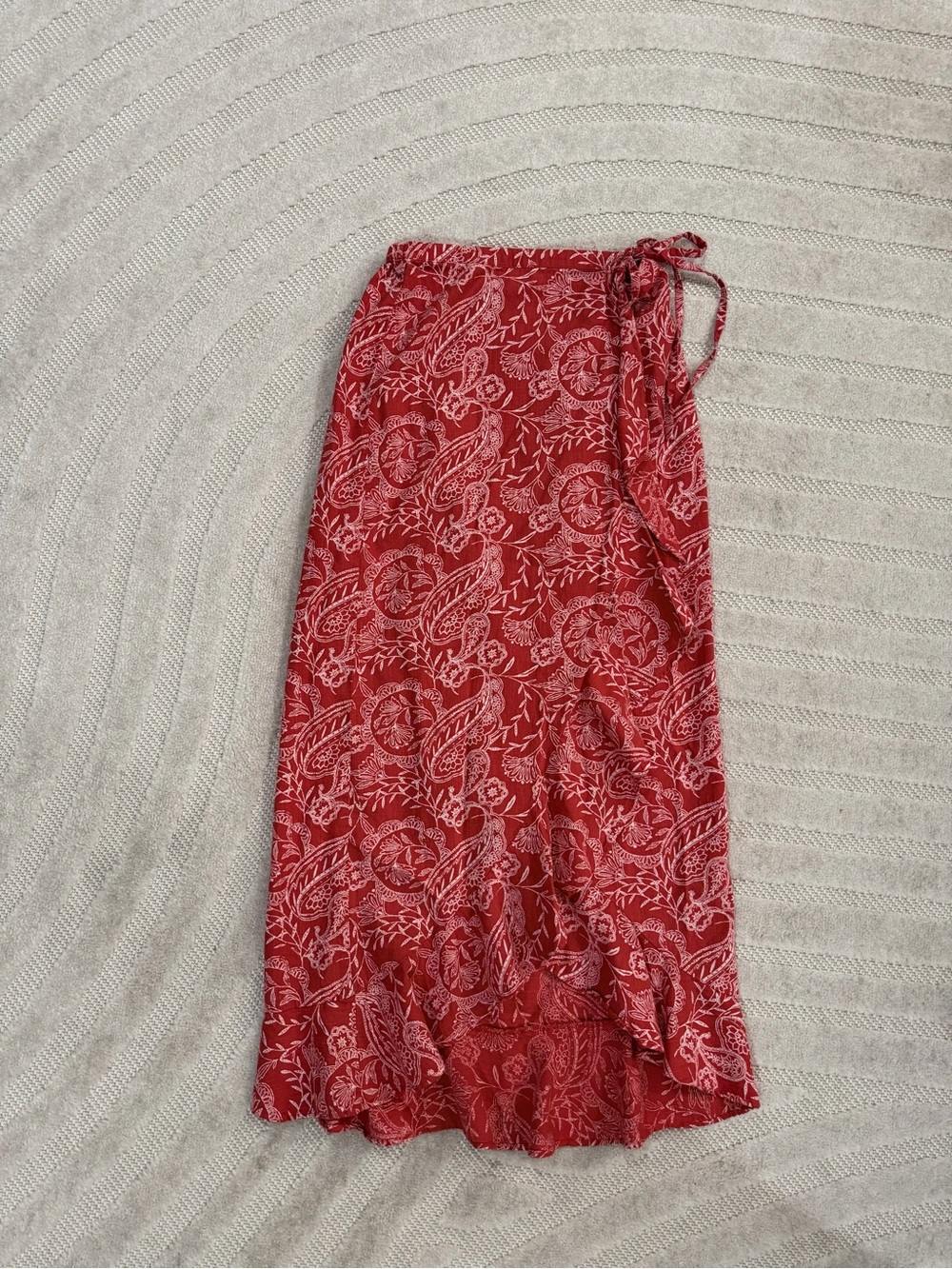 Universal Thread Red Paisley Elastic-Waist Skirt
